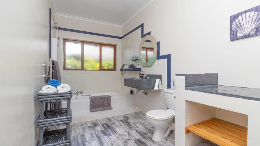 7 Bedroom Property for Sale in Westcliff Western Cape